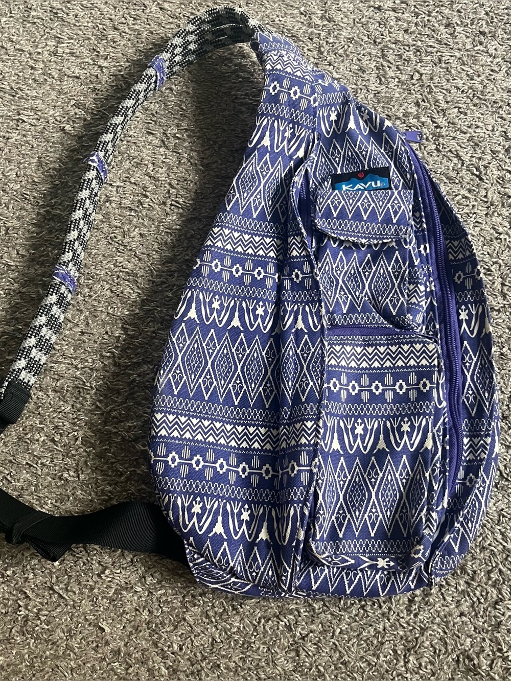 Kavu Blue White Crossbody Sling Rope Bag Geometric Adjustable Strap Hiking